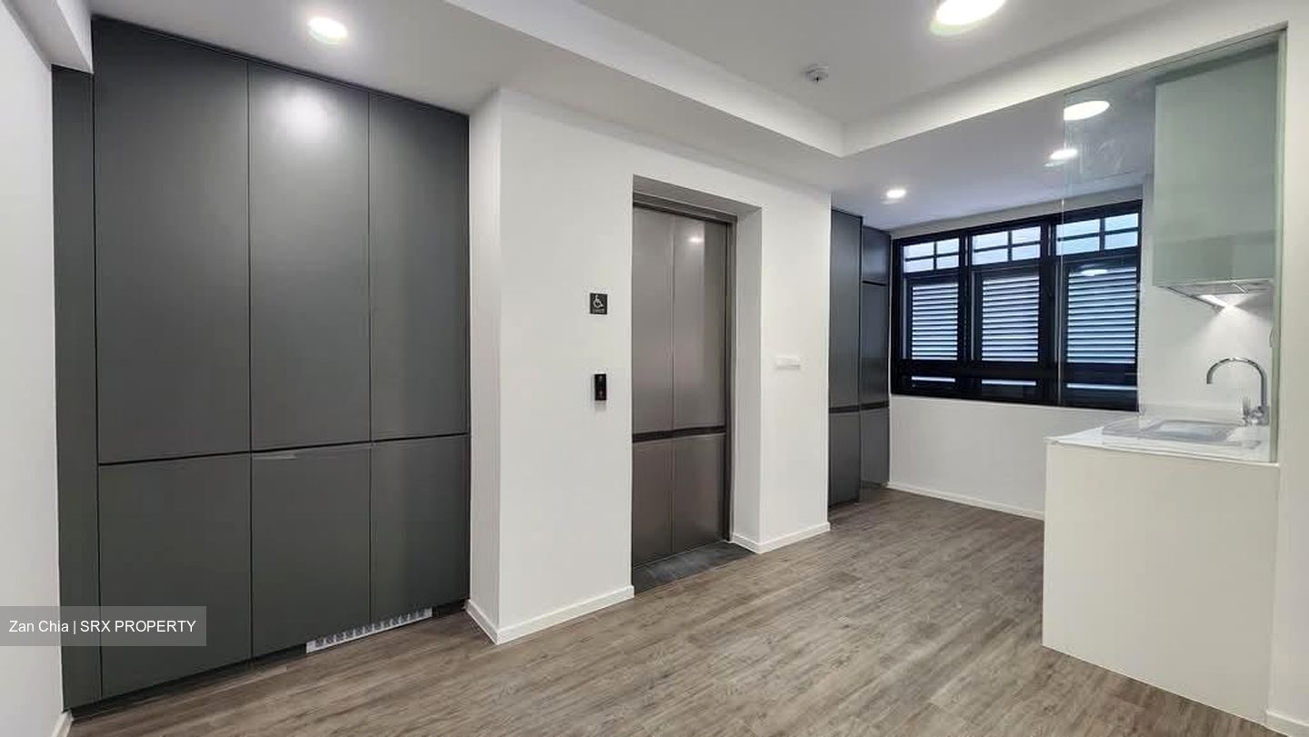 Avenue South Residence (D3), Apartment #554242171